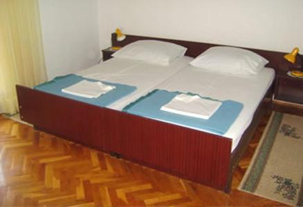 Apartments Radulovic Biograd Na Moru Esterno foto